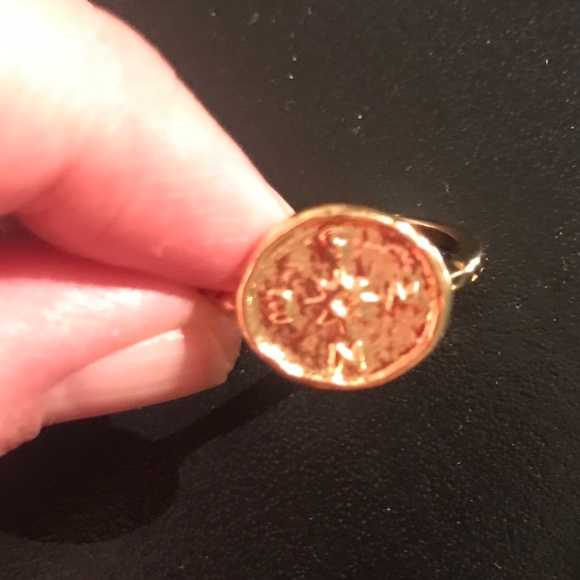 Set of 5 Fashion Rings Stackable Alloy & 2 with Artificial Stones Brand New - Picture 5 of 6